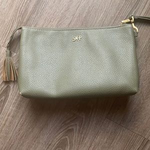 Freshly picked pouch. Sage. Used.